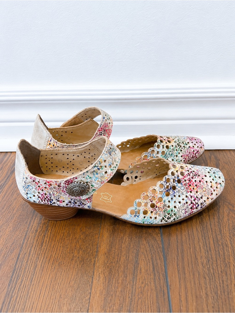 Rieker Antistress Women’s Floral Leather Mary Jane Shoes – Size 39